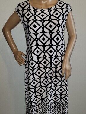 Chico's Black & White Geometric Sleeveless Sheath Dress Size 1